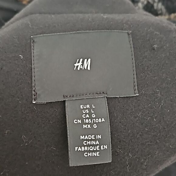 H&M Men's Outerwear Zip-Up Vest Large Black/ Gray - Picture 16 of 16